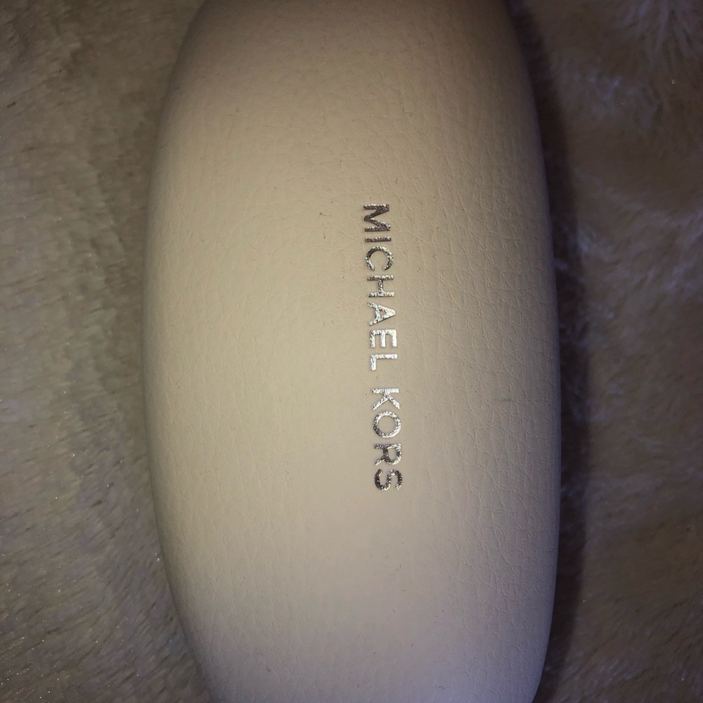 Michael Kors glasses - Picture 3 of 3